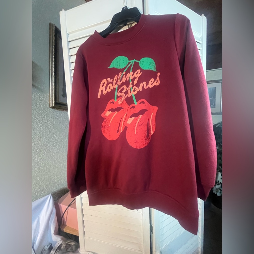 The ROLLING STONES Burgundy Sweatshirt 🍒